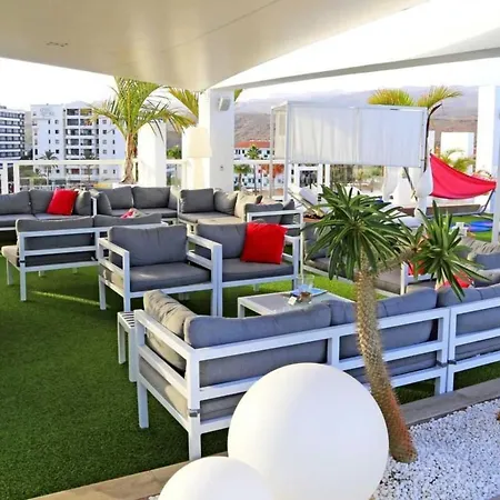 Deluxe Single Seaview With Half Board, Only Adults In Playa del Inglés