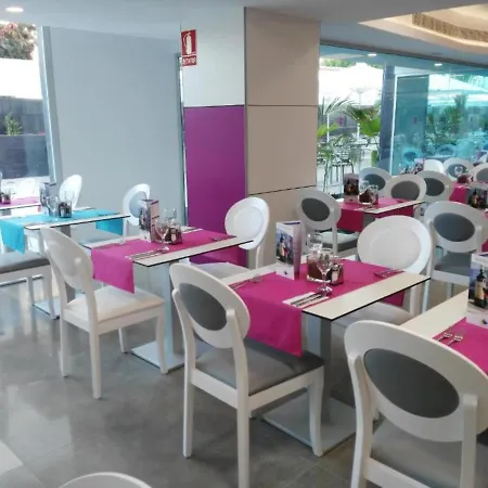 Appartement Deluxe Single Seaview With Half Board, Only Adults In Playa del Inglés