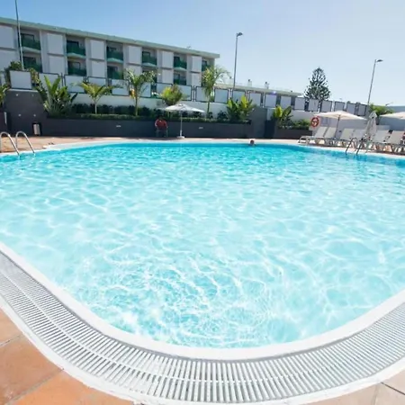 Deluxe Single Seaview With Half Board, Only Adults In Appartement *