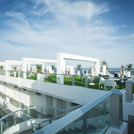 Deluxe Single Seaview With Half Board, Only Adults In